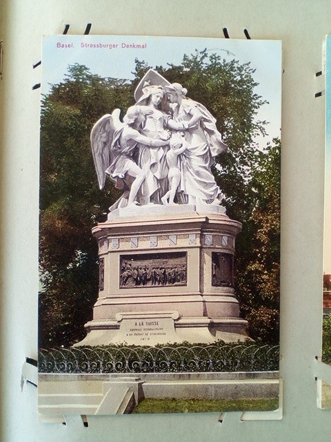 /Switzerland/CH_Place_1914_Basel Strassburger Denkmal.jpg